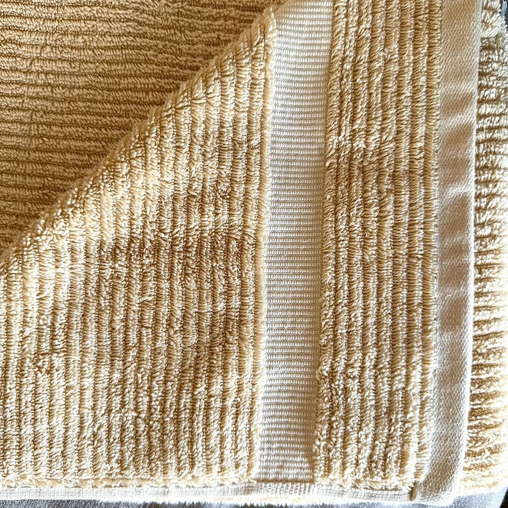 Kassatex Cotton Bath Towels Set of 2 Golden Yellow NEW WITH TAGS